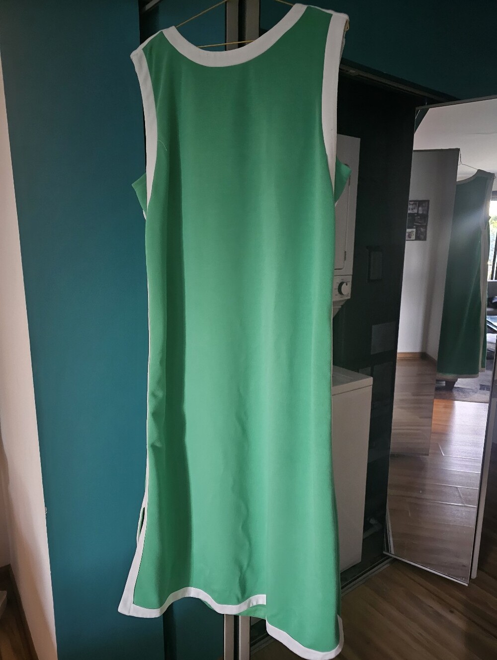 Entro Bright Green Sleeveless Maxi Dress with White Trim - Picture 3 of 5